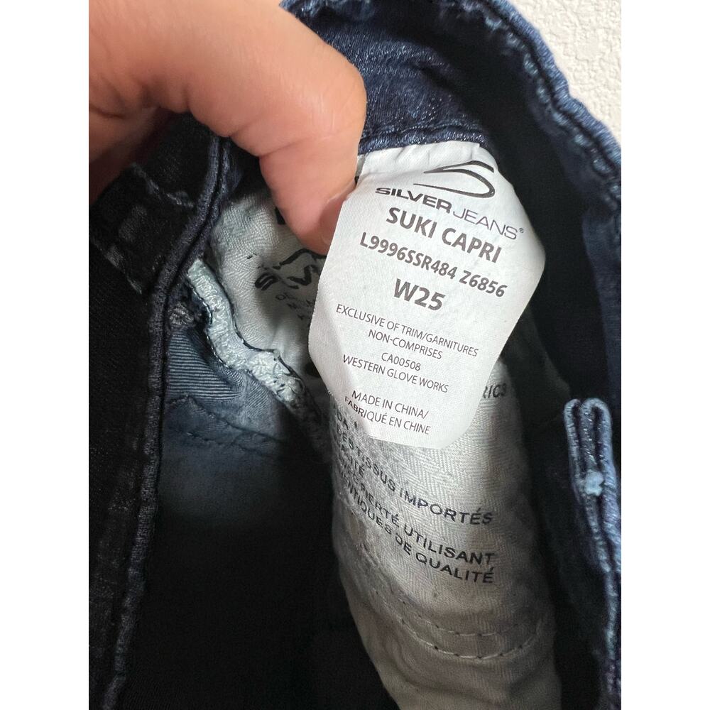 Silver Jeans Dark Wash Suki Capri Jeans Size 25 - Picture 10 of 11